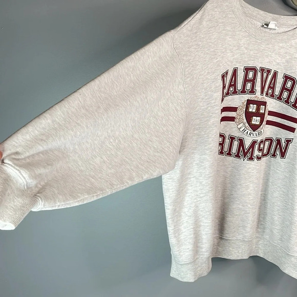 VINTAGE Harvard University Veritas Sheild Crimson Graphic Logo Sweatshirt Size L - Picture 6 of 12